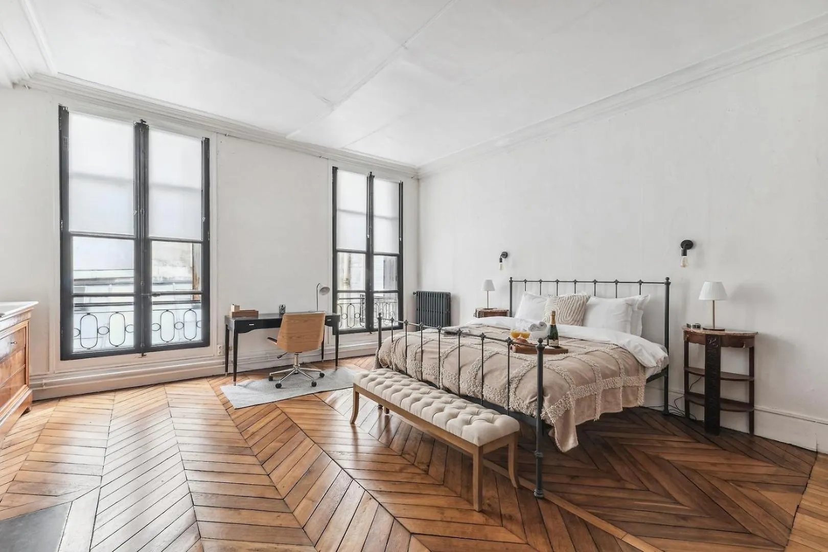 Bnbnook - Luxury 4Br 2Ba - Hotel De Ville & Louvre Paris France